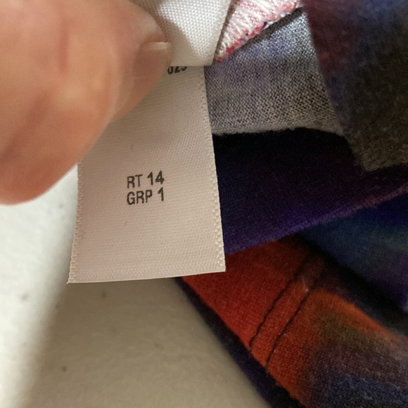 St. John Multi Color 3/4 Sleeve Top, With Matching Scarf - Picture 9 of 10